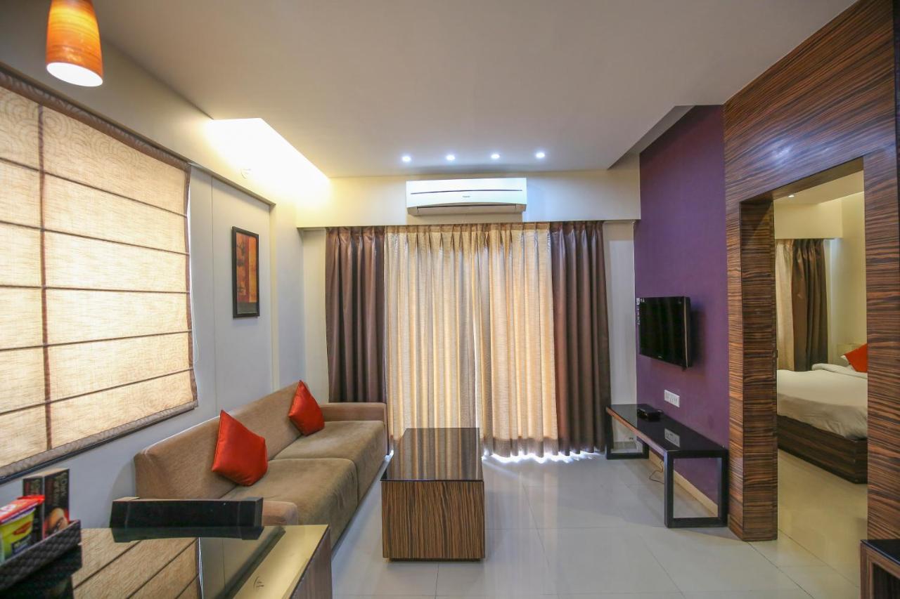 The Gold Haven Hotel Pune Exterior photo